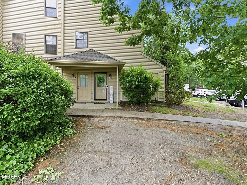 1st image of 2007 Begonia Court