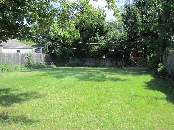 5th image of 209 S Gretta Ave