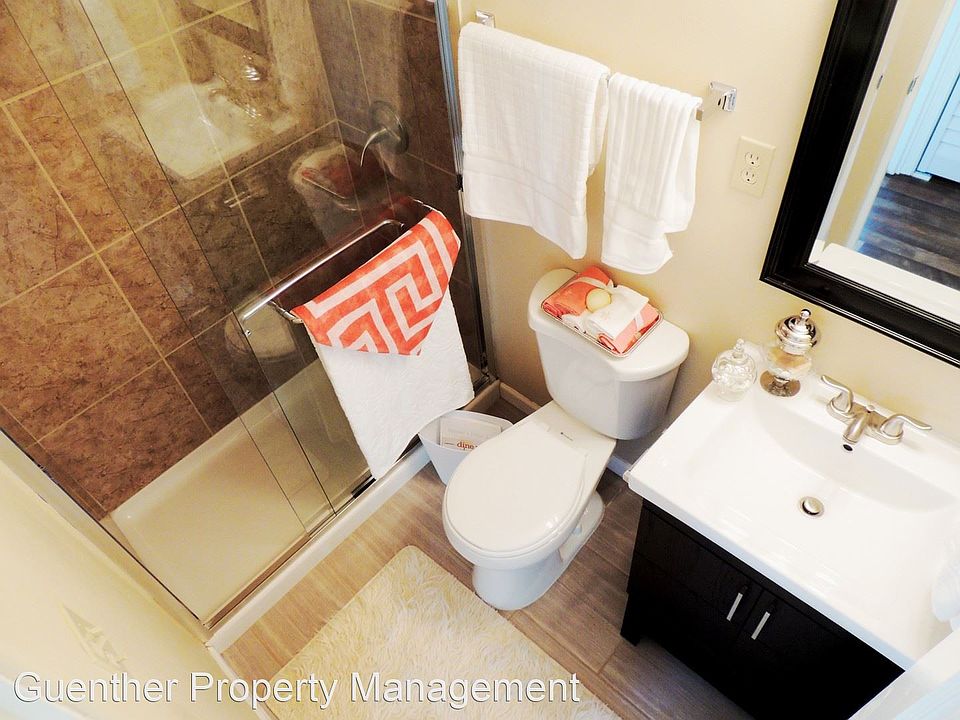 1st image of 919 W 7th Ave #8