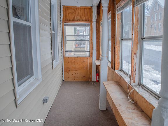 3rd image of 49 Gill Street