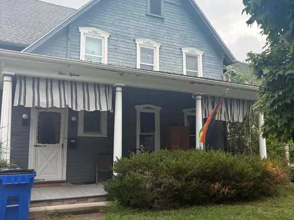 415 E Penn St, Bedford, PA 15522