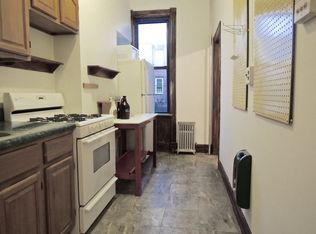 160 Monitor St APT 2, Brooklyn, NY 11222