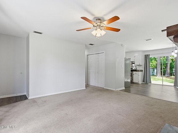 5th image of 204 Rockledge Court