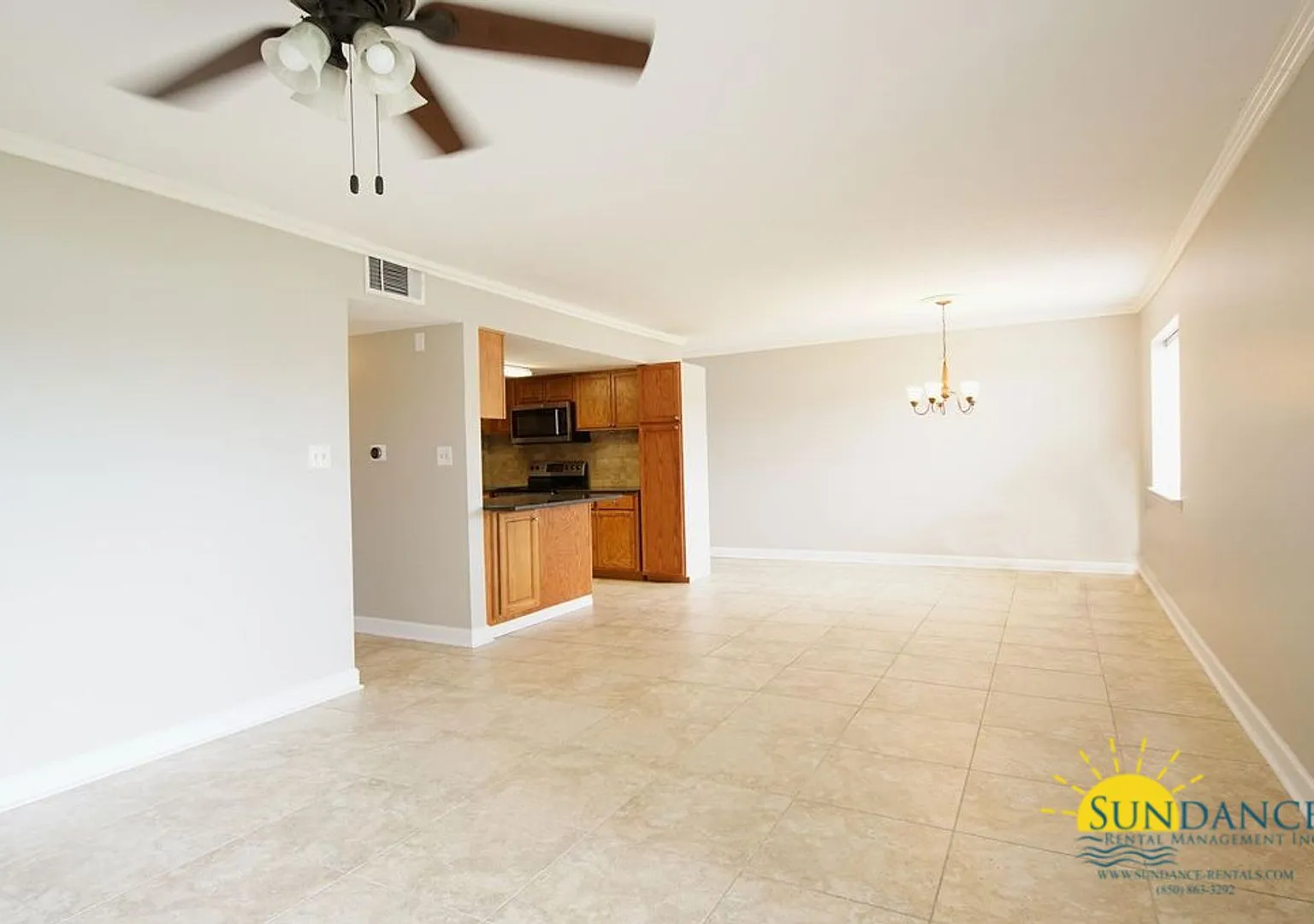 Gorgeous 2 Bedroom Condo At Finisterra! — Photo 4