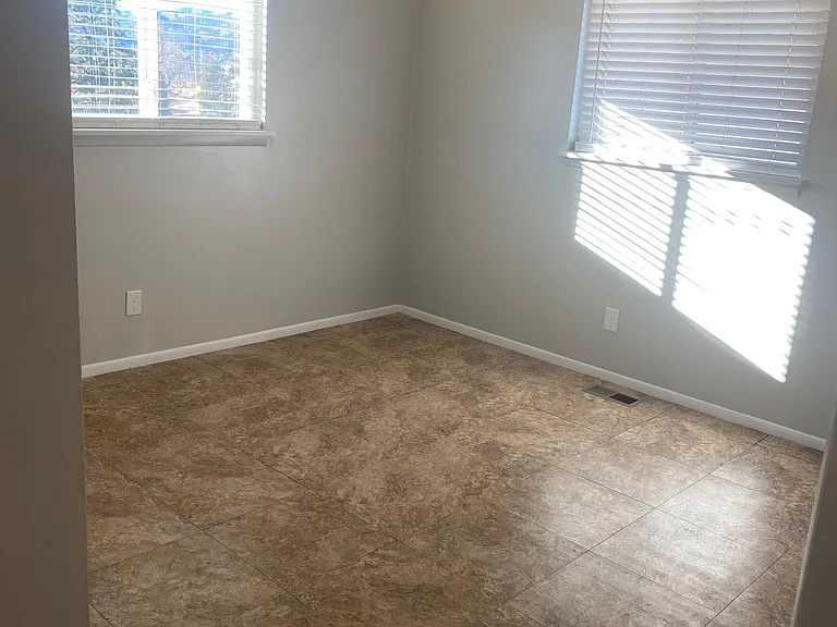 822 Manitou Blvd #1/2 — Photo 13