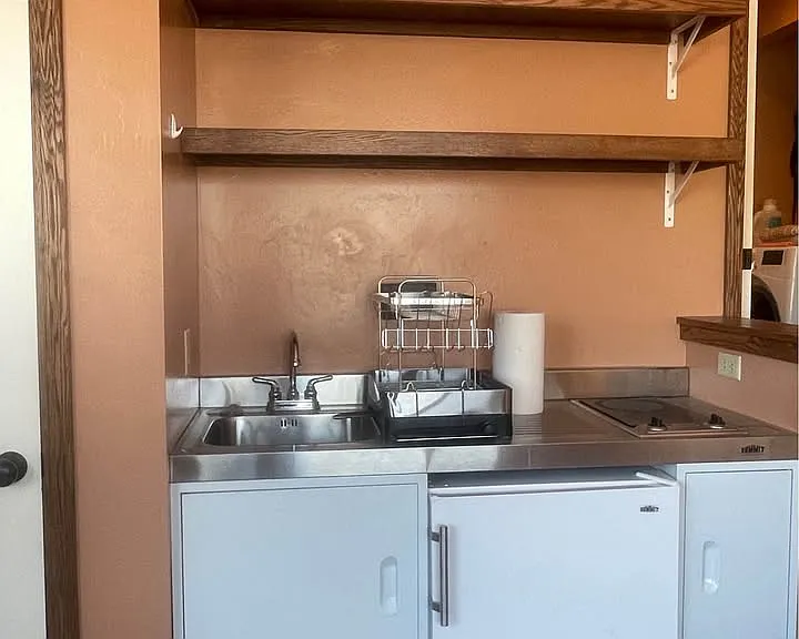 1130 Austin Way — Photo 2