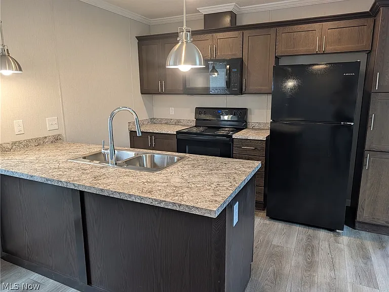 230 Edgecliff Cir W #47 — Photo 7