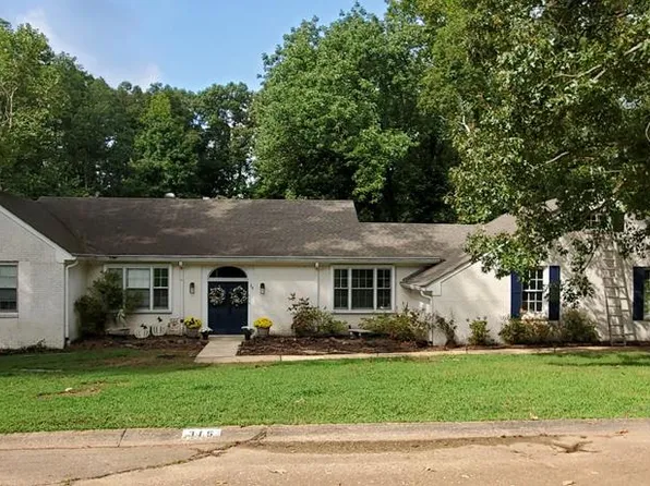 315 McCollum Dr, Forrest City, AR 72335