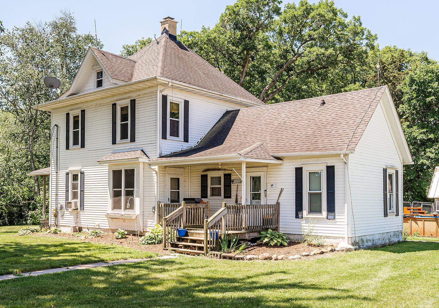 12757 Base Line Rd, Kingston, IL 60145 Zillow