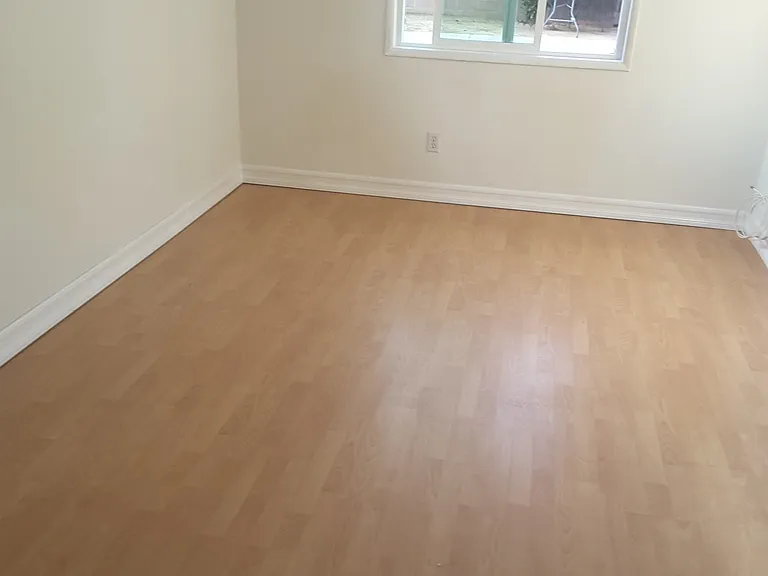 561 W Grondahl St — Photo 7