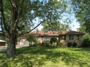 6175 Fairacres St SW, Canton, OH 44706