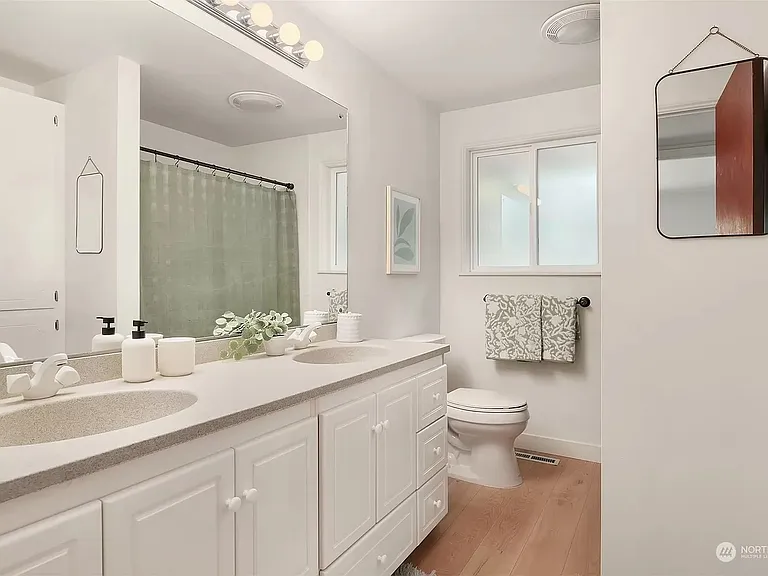 12827 NE 75th St — Photo 15