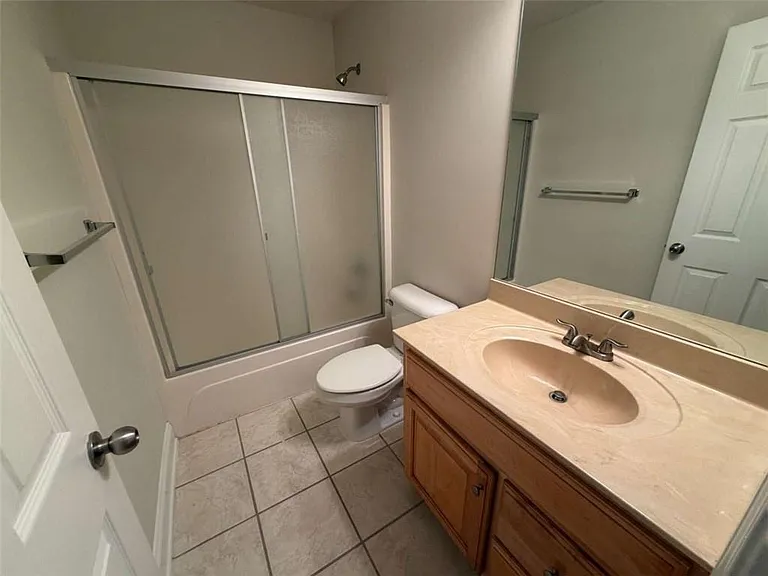 105 Whitehead Rd #10 — Photo 14