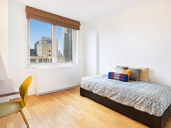 5th image of 212 E 47th St APT 34G