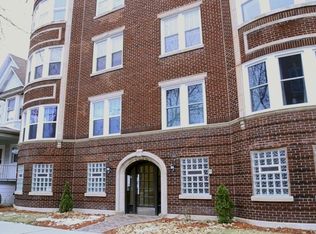 1022 S Austin Blvd APT 3, Oak Park, IL 60304
