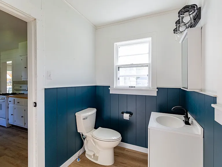 405 E Plymouth Ave — Photo 7