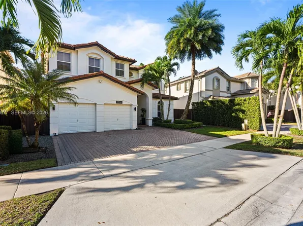 11558 NW 84th St, Doral, FL 33178
