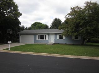 407 Lucille St, Verona, WI 53593