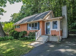 116 N Cherry Rd, Lake Hopatcong, NJ 07849