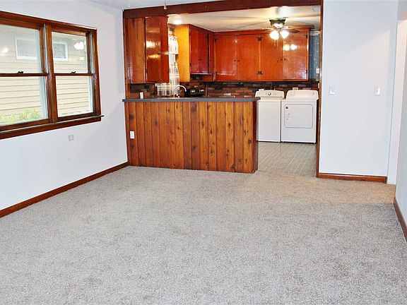 2nd image of 319 W 26th St