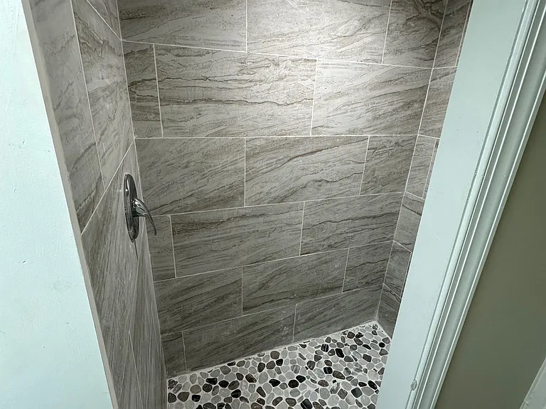 124 N Portland Ave #1 — Photo 12