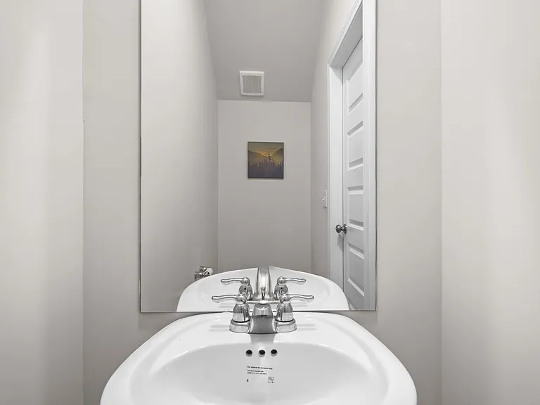 901 Moray Ln — Photo 27