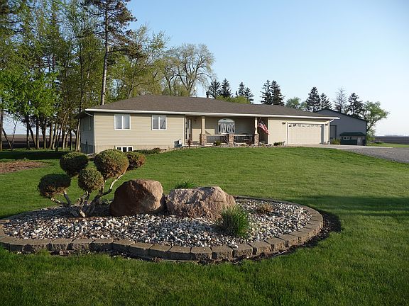 8-10 MINUTES FROM MASON CITY