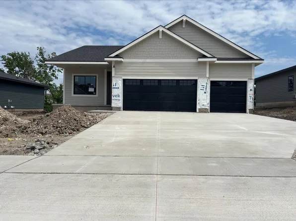 510 Walker St, Polk City, IA 50226