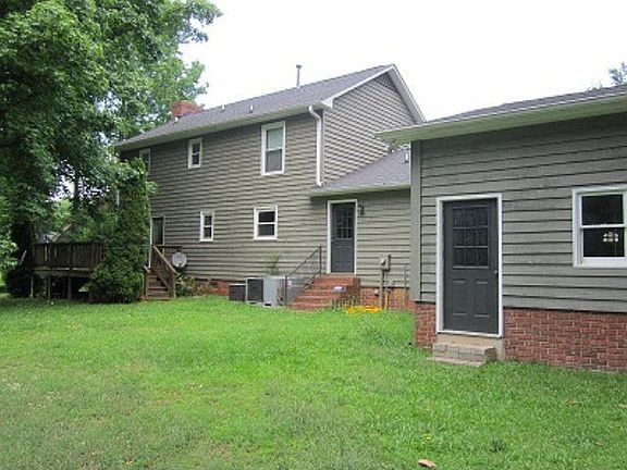 2nd image of 118 Quail Run Ct