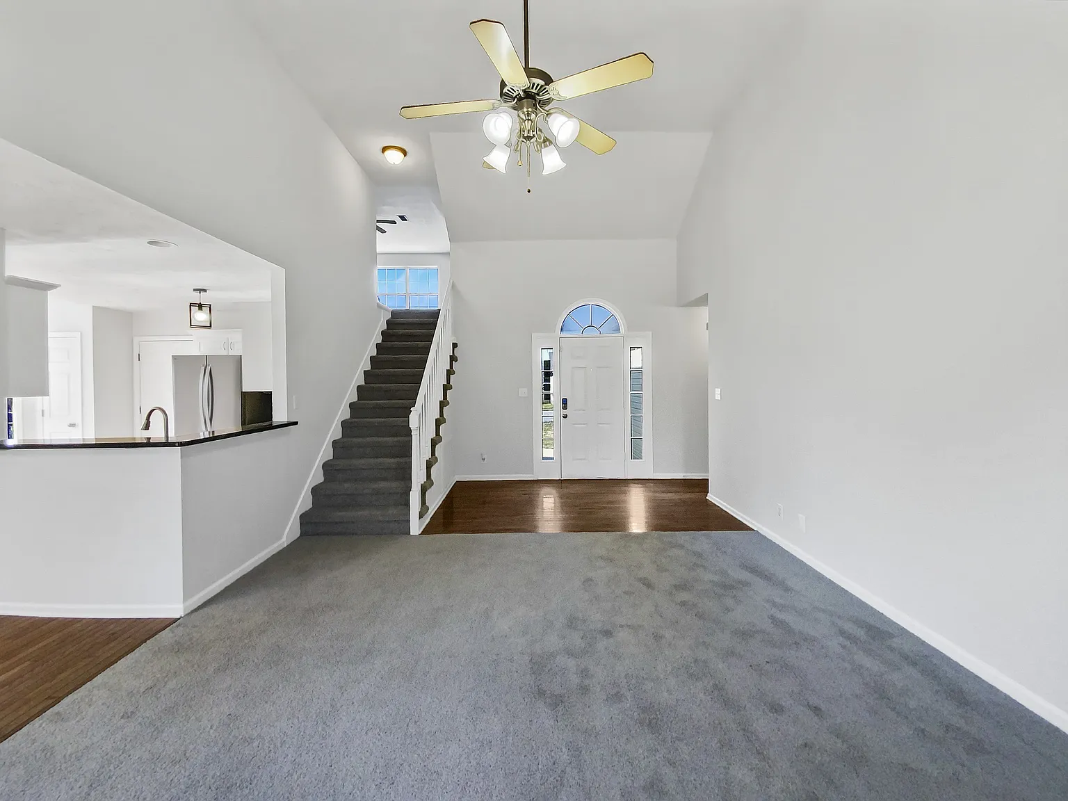 3 bed, 1604 sqft, $1,800 — Photo 3