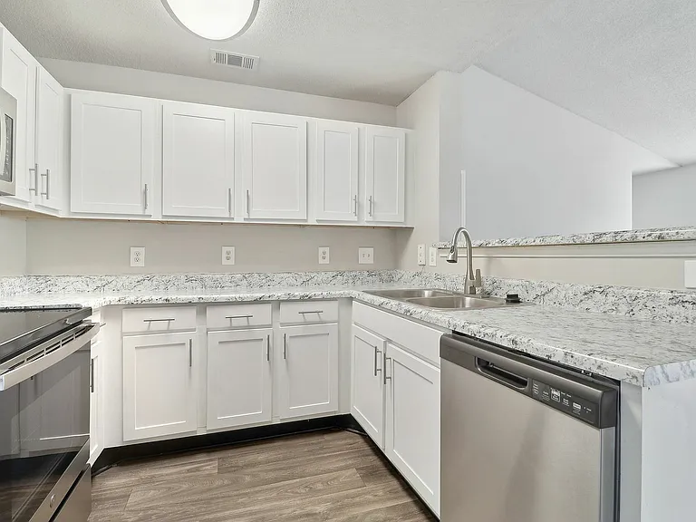 Varia at Oakcrest