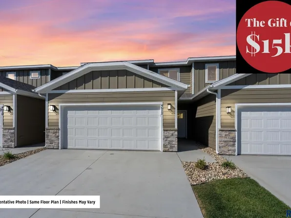 4614 E Whisper Ridge Pl, Sioux Falls, SD 57108