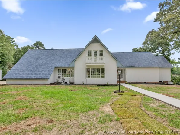 12541 Lakewood Dr, Laurinburg, NC 28352