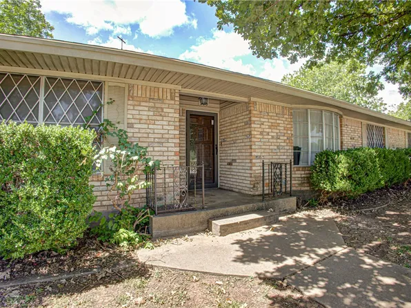306 Live Oak St, Valley Mills, TX 76689