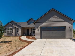 16828 Wilt Rd, Sisters, OR 97759