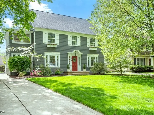 3252 Chadbourne Rd, Shaker Heights, OH 44120