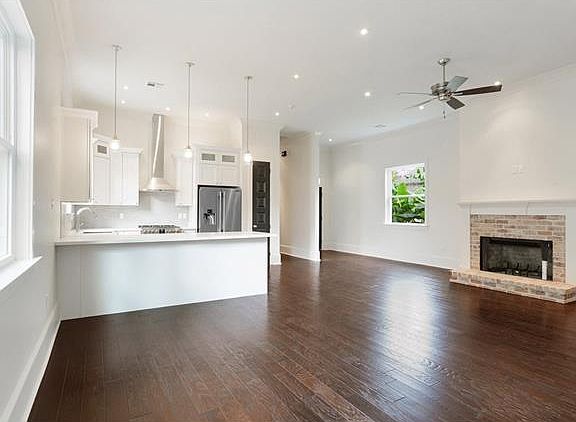 5th image of 810 Hagan Ave