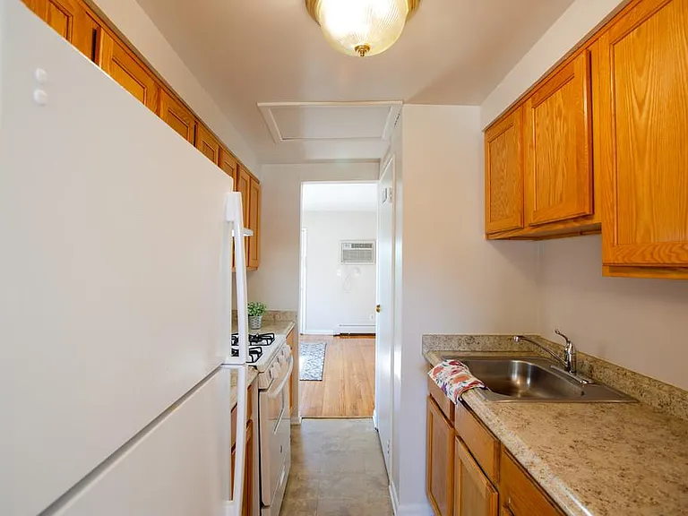 Northridge Townhomes — Photo 4