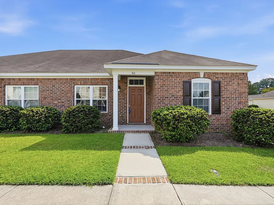 401 Olde Ivey Sq #340