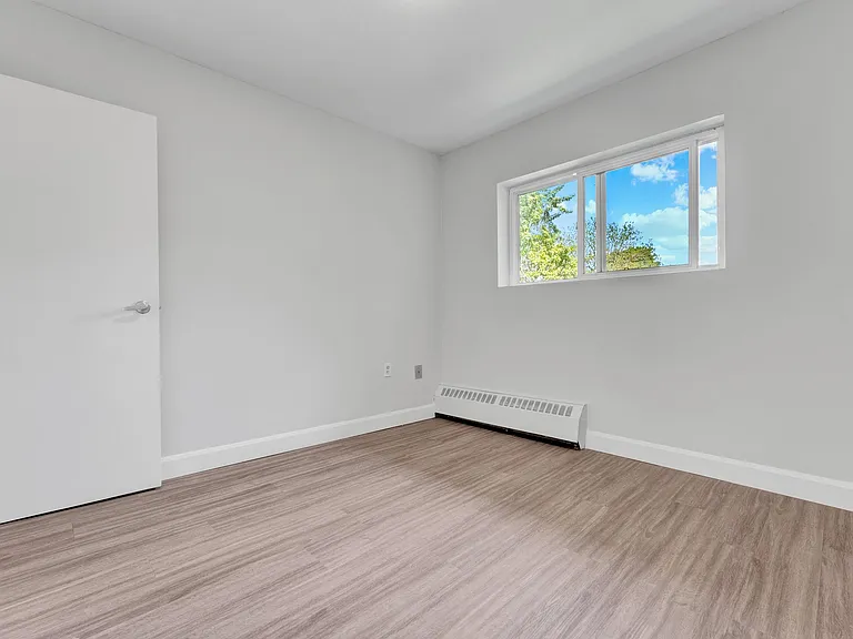 1211 Huron St — Photo 11