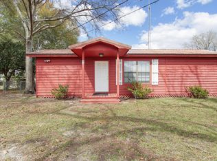 43 Parker Ln, Laurel Hill, FL 32567