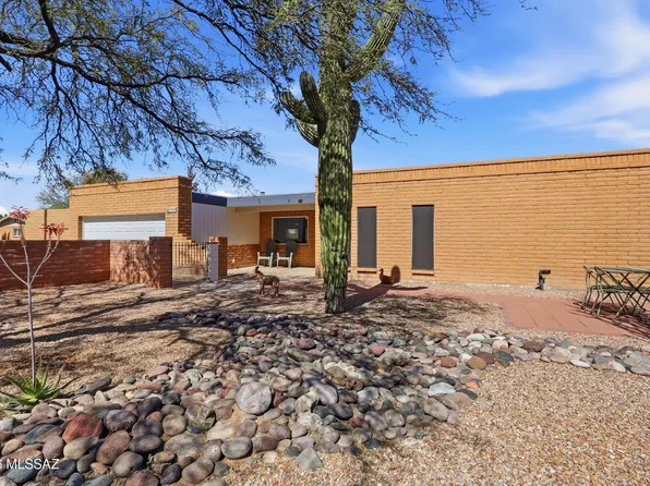 9209 E Baker St, Tucson, AZ 85710