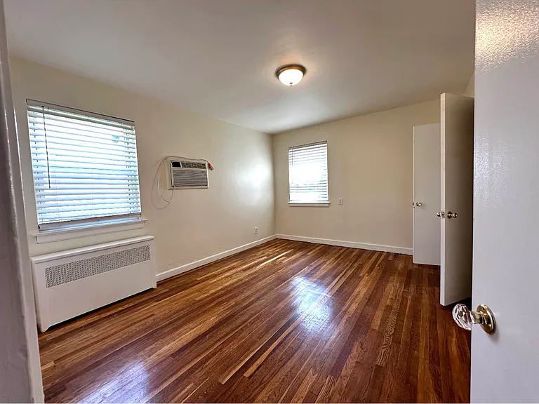 255-06 73rd Ave #72G19 — Photo 14