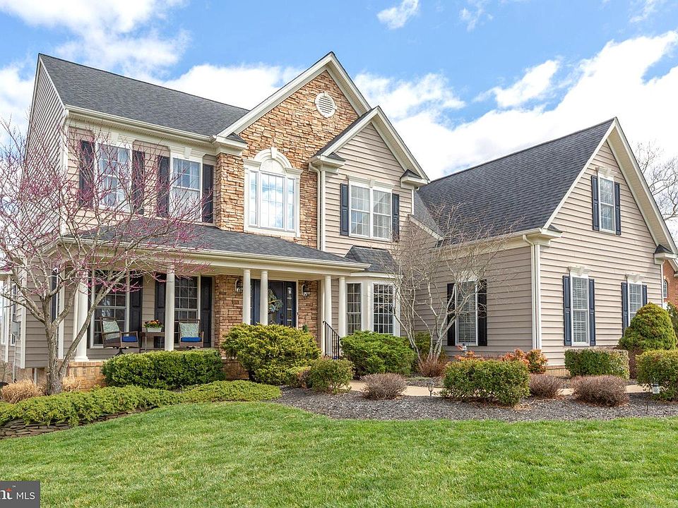 1st image of 2606 Glendas Way