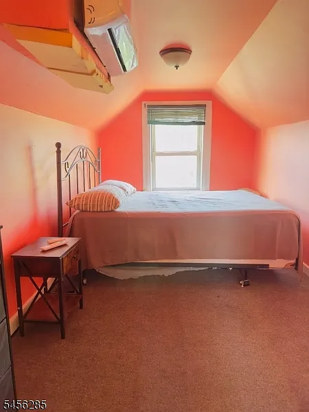 1 bed, 1.0 bath, $1,400 — Photo 4