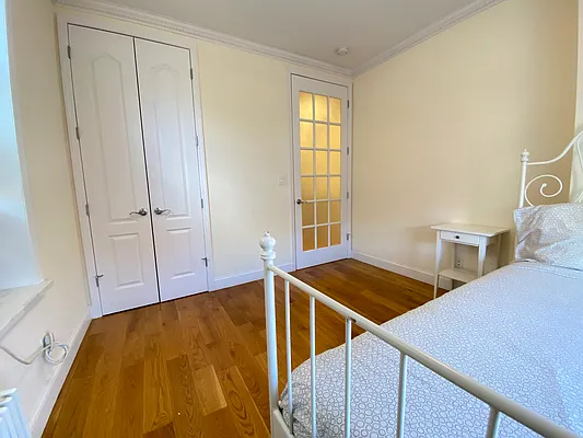 Rented by Oxford Property Group | media 6