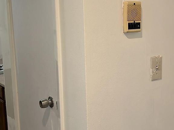 3rd image of 99 Grant Blvd APT 3