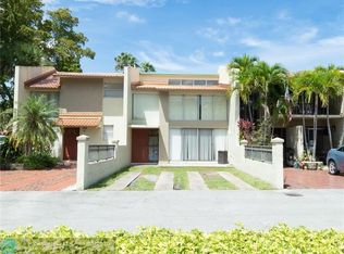 8811 Gatehouse Rd APT 7, Plantation, FL 33324