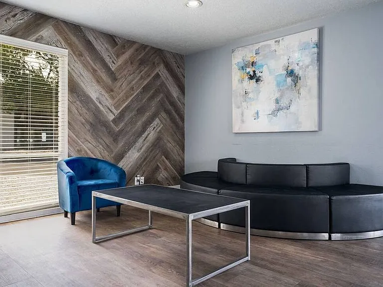 Canyon Crest — Photo 17
