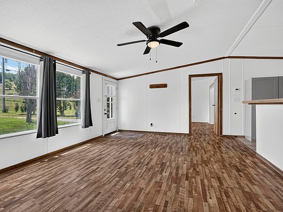 5th image of 6 Preston Ln